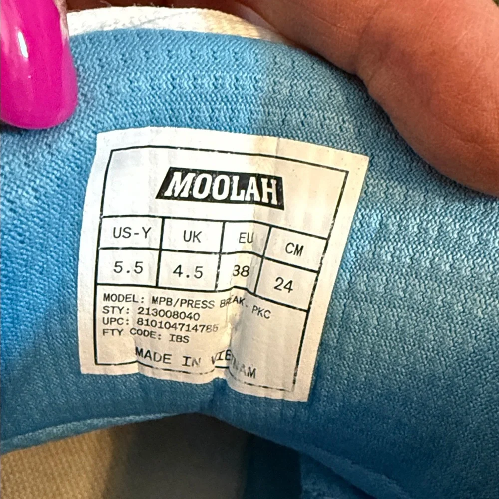 Pink Leopard Print High-Top Sneakers - Picture 5 of 6